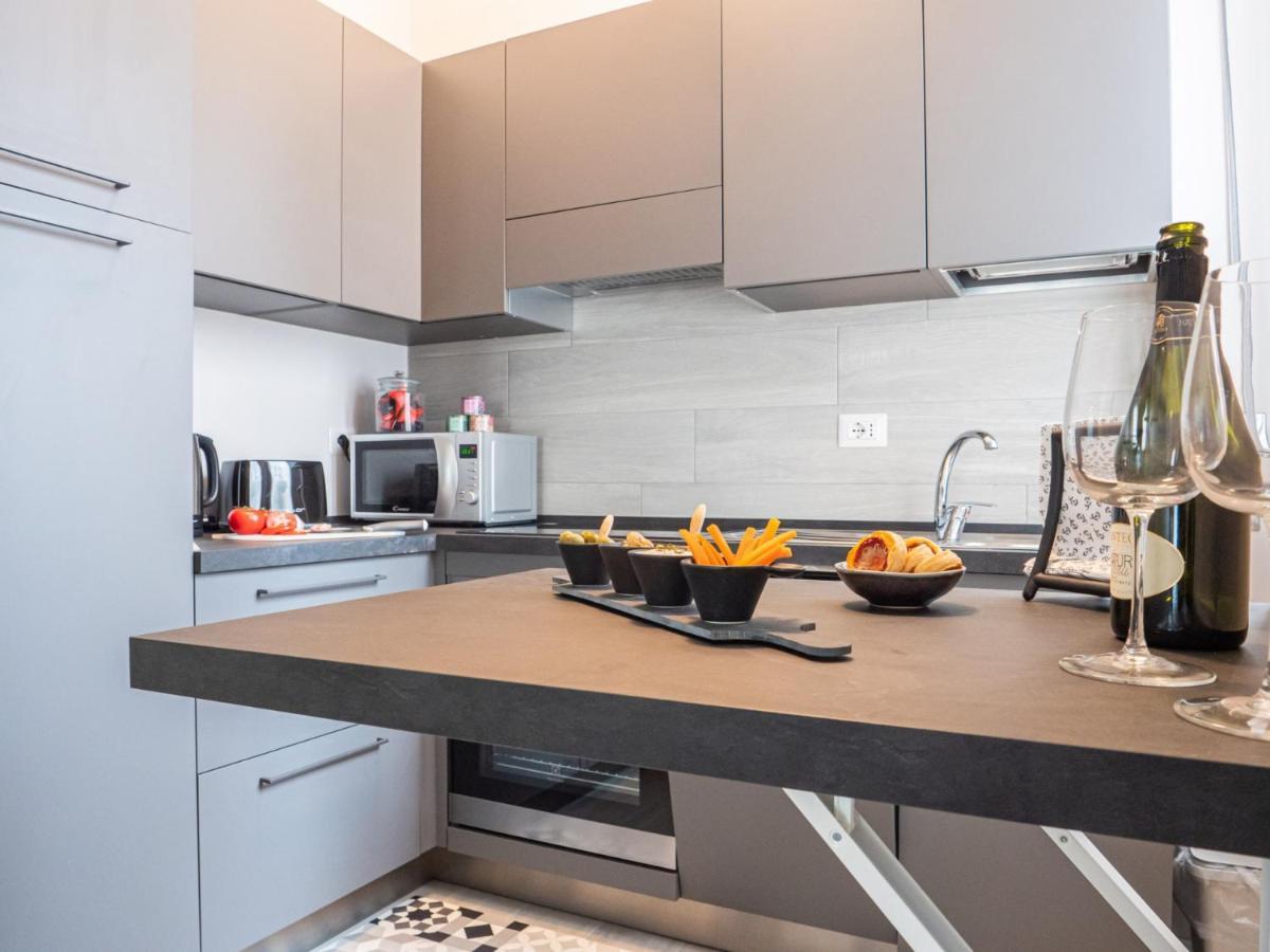 The Best Rent - Apartment With Balcony In Milan Downtown Dış mekan fotoğraf
